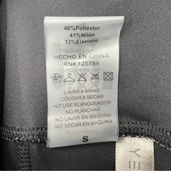 NEW Yelete Womens Active Leggings Workout Black/Red/Leopard Waist Pocket - Picture 13 of 13